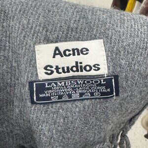 Acne Studios 100% Lambswool Virgin Wool Fringed Scarf Grey Made in Italy 80”